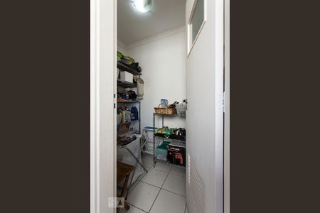 Apartamento à venda com 75m², 2 quartos e 1 vaga Apartamento à venda com 75m², 2 quartos e 1 vagaQuarto de serviço