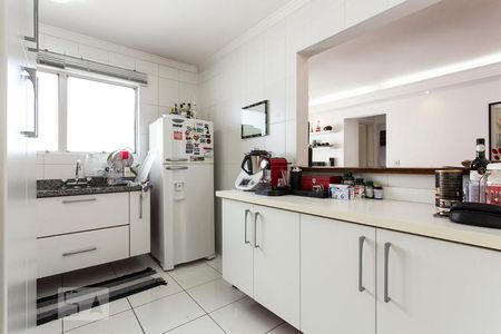 Apartamento à venda com 75m², 2 quartos e 1 vaga Apartamento à venda com 75m², 2 quartos e 1 vagaCozinha