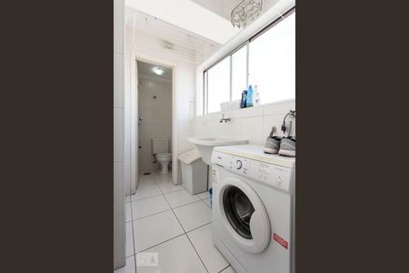 Apartamento à venda com 75m², 2 quartos e 1 vaga Apartamento à venda com 75m², 2 quartos e 1 vagaÁrea de serviço