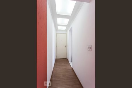 Entrada social de apartamento à venda com 2 quartos, 75m² em Vila Olímpia, São Paulo
