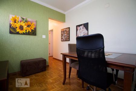 Apartamento à venda com 190m², 3 quartos e 1 vagaAcesso aos quartos