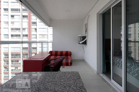 Apartamento para alugar com 41m², 1 quarto e 1 vagaVaranda
