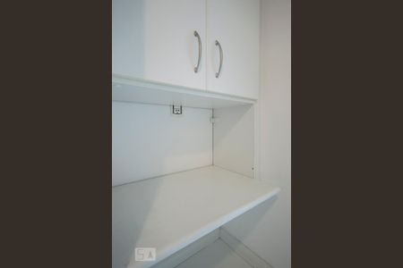 Detalhe Cozinha de apartamento para alugar com 1 quarto, 50m² em Brooklin Paulista, São Paulo