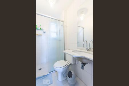 Banheiro de apartamento para alugar com 3 quartos, 79m² em Barra Funda, São Paulo