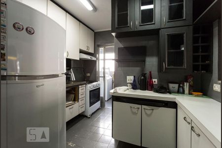 Apartamento à venda com 74m², 2 quartos e 1 vaga Apartamento à venda com 74m², 2 quartos e 1 vagaCozinha