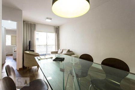Apartamento à venda com 74m², 2 quartos e 1 vaga Apartamento à venda com 74m², 2 quartos e 1 vagaSala