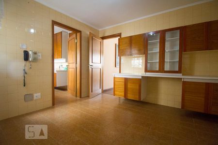Apartamento à venda com 241m², 3 quartos e 3 vagasCozinha