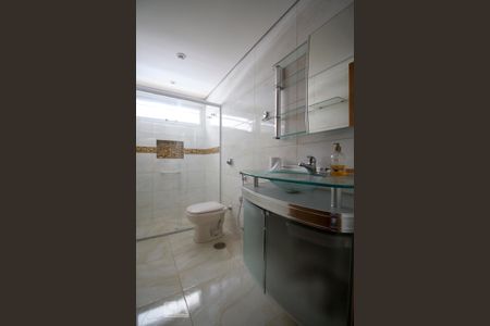 Apartamento à venda com 241m², 3 quartos e 3 vagasBanheiro Suite 2