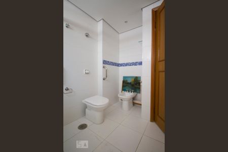 Apartamento à venda com 241m², 3 quartos e 3 vagasBanheiro Suite 1