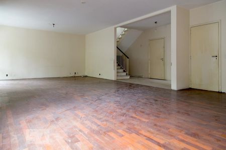 Apartamento à venda com 280m², 5 quartos e 2 vagas Apartamento à venda com 280m², 5 quartos e 2 vagasSala