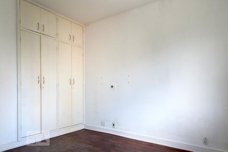 Apartamento à venda com 280m², 5 quartos e 2 vagas Apartamento à venda com 280m², 5 quartos e 2 vagasSuíte 2