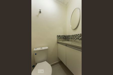 Lavabo de apartamento para alugar com 1 quarto, 50m² em Pinheiros, São Paulo