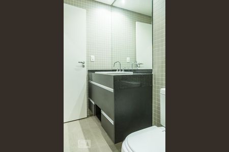 Apartamento para alugar com 80m², 1 quarto e 1 vaga Apartamento para alugar com 80m², 1 quarto e 1 vagaBanheiro da Suite