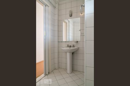 Banheiro de apartamento para alugar com 2 quartos, 99m² em Cambuci, São Paulo