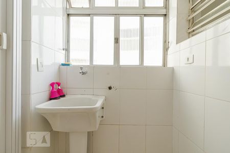 Apartamento para alugar com 90m², 3 quartos e 1 vagaÁrea de Serviço