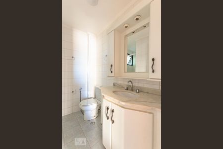 Apartamento para alugar com 90m², 3 quartos e 2 vagasBanheiro Social