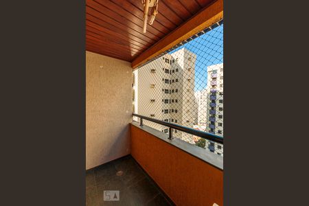Sacada de apartamento para alugar com 3 quartos, 90m² em Vila Brandina, Campinas