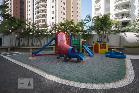 Apartamento à venda com 100m², 3 quartos e 2 vagasPlayground
