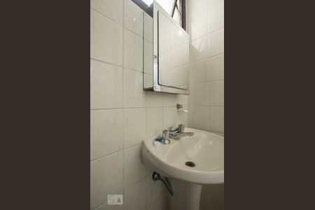Banheiro de apartamento à venda com 3 quartos, 112m² em Vila Congonhas, São Paulo