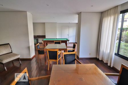 Apartamento para alugar com 45m², 1 quarto e 1 vaga Apartamento para alugar com 45m², 1 quarto e 1 vagaSalão de jogos