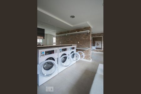 Studio à venda com 31m², 1 quarto e 1 vaga Studio à venda com 31m², 1 quarto e 1 vagaLavanderia