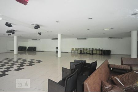 Apartamento para alugar com 120m², 3 quartos e 2 vagasSalão de festa 2