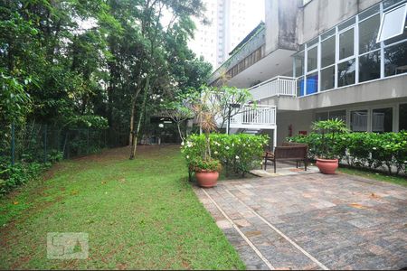 Apartamento para alugar com 120m², 3 quartos e 2 vagasChurrasqueira