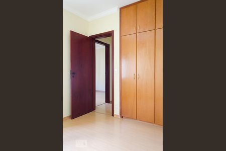 Quarto 1 de apartamento para alugar com 2 quartos, 80m² em Mansões Santo Antônio, Campinas