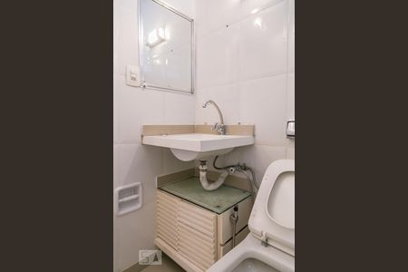 Apartamento à venda com 67m², 1 quarto e sem vaga Apartamento à venda com 67m², 1 quarto e sem vagaBanheiro