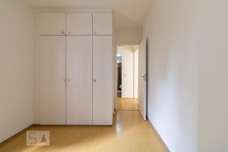 Quarto 1 de apartamento para alugar com 2 quartos, 64m² em Campo Belo, São Paulo