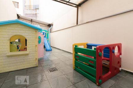 Apartamento para alugar com 70m², 2 quartos e 1 vagaPlayground