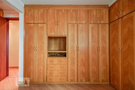 Apartamento para alugar com 80m², 3 quartos e 2 vagasQuarto 3