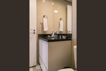 Banheiro de apartamento para alugar com 2 quartos, 135m² em Vila Mariana, São Paulo