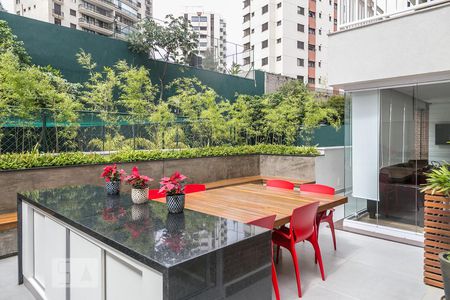 Apartamento para alugar com 135m², 2 quartos e 1 vagaQuintal