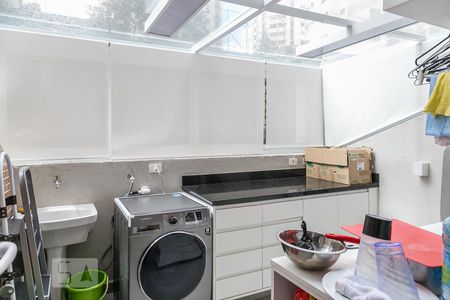 Apartamento para alugar com 135m², 2 quartos e 1 vagaÁrea de serviço