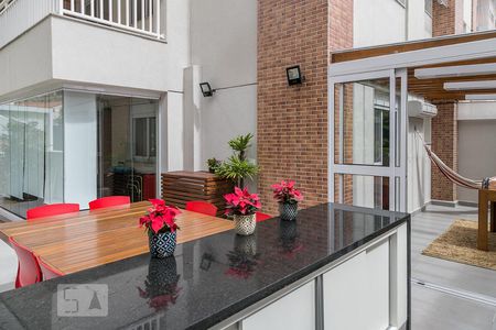 Apartamento para alugar com 135m², 2 quartos e 1 vagaQuintal