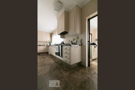 Apartamento à venda com 220m², 3 quartos e 3 vagasCozinha