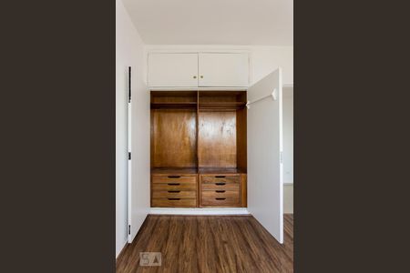 Apartamento à venda com 148m², 3 quartos e 2 vagasQuarto 2