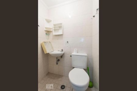 Apartamento para alugar com 165m², 4 quartos e 3 vagasBanheiro de serviço