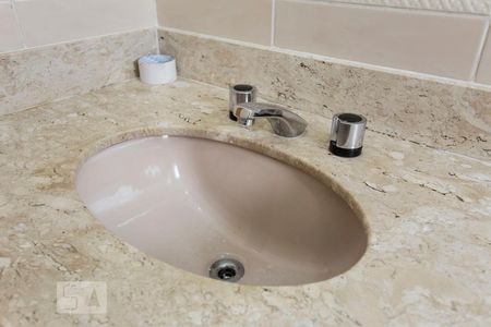 Apartamento para alugar com 165m², 4 quartos e 3 vagasBanheiro