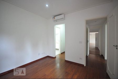 Apartamento à venda com 138m², 3 quartos e 3 vagassuíte 3