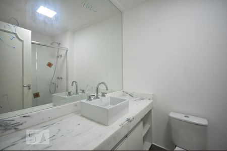 banheiro suíte 2 de apartamento à venda com 3 quartos, 138m² em Vila Andrade, São Paulo