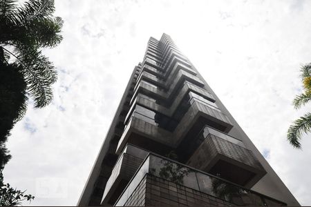 Apartamento à venda com 138m², 3 quartos e 3 vagasfachada