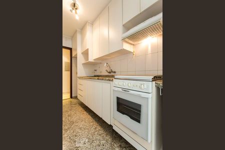 Cozinha de apartamento à venda com 3 quartos, 83m² em Paraíso do Morumbi, São Paulo