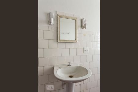 Banheiro de apartamento para alugar com 2 quartos, 120m² em Cambuci, São Paulo