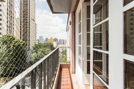 Apartamento para alugar com 120m², 2 quartos e sem vaga Apartamento para alugar com 120m², 2 quartos e sem vagaVaranda