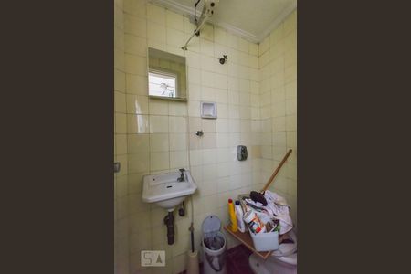 Apartamento à venda com 117m², 3 quartos e 1 vaga Apartamento à venda com 117m², 3 quartos e 1 vagaBanheiro de serviço