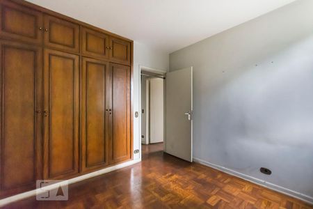 Apartamento à venda com 117m², 3 quartos e 1 vaga Apartamento à venda com 117m², 3 quartos e 1 vagaQuarto 02