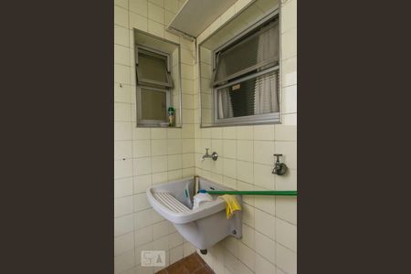 Apartamento à venda com 117m², 3 quartos e 1 vaga Apartamento à venda com 117m², 3 quartos e 1 vagaArea de serviço