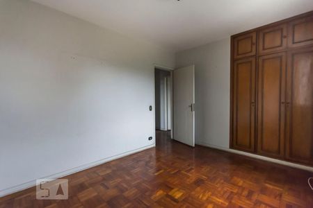 Quarto de apartamento à venda com 3 quartos, 117m² em Pinheiros, São Paulo